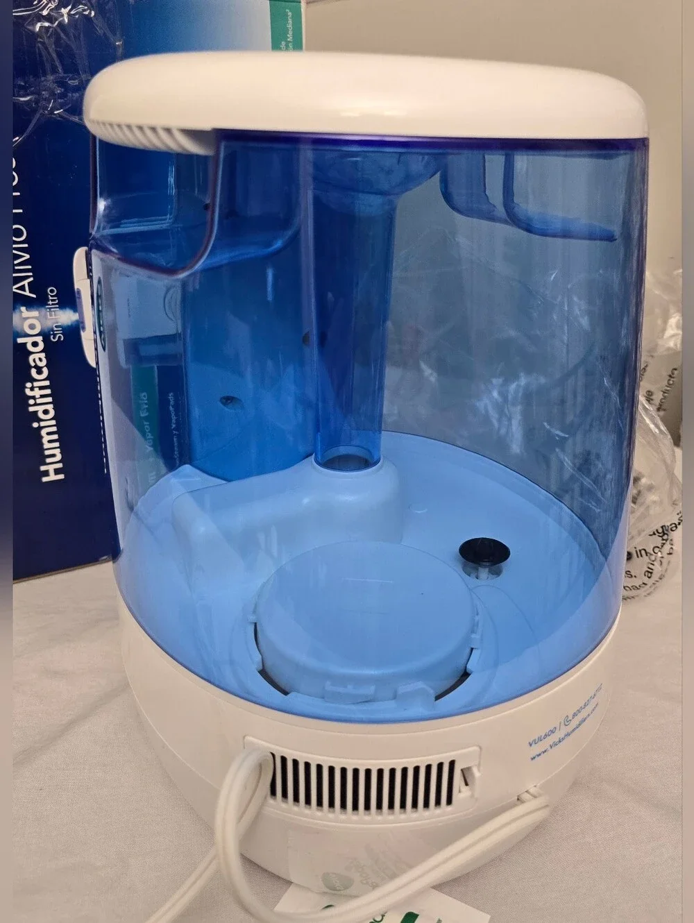 Vicks 1.2 gal 400 sq ft Cool Relief Filter Free Ultrasonic Humidifier, VUL600